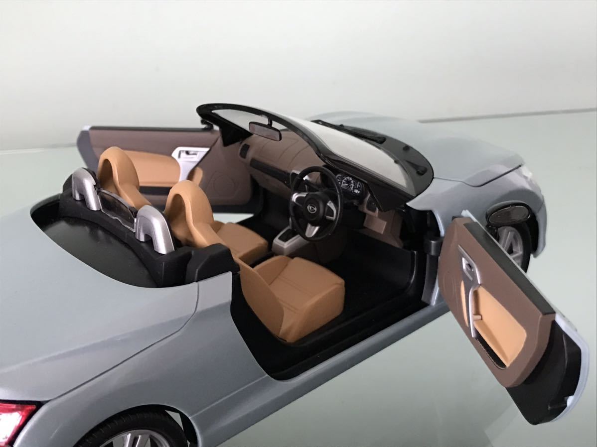 送料無料　1/18位　ダイハツ　コペン　ミニカー　ジャンク　京商　KYOSHO DAIHATSU COPEN カラーサンプルミニカーより大きい ダイハツ コペン 京商