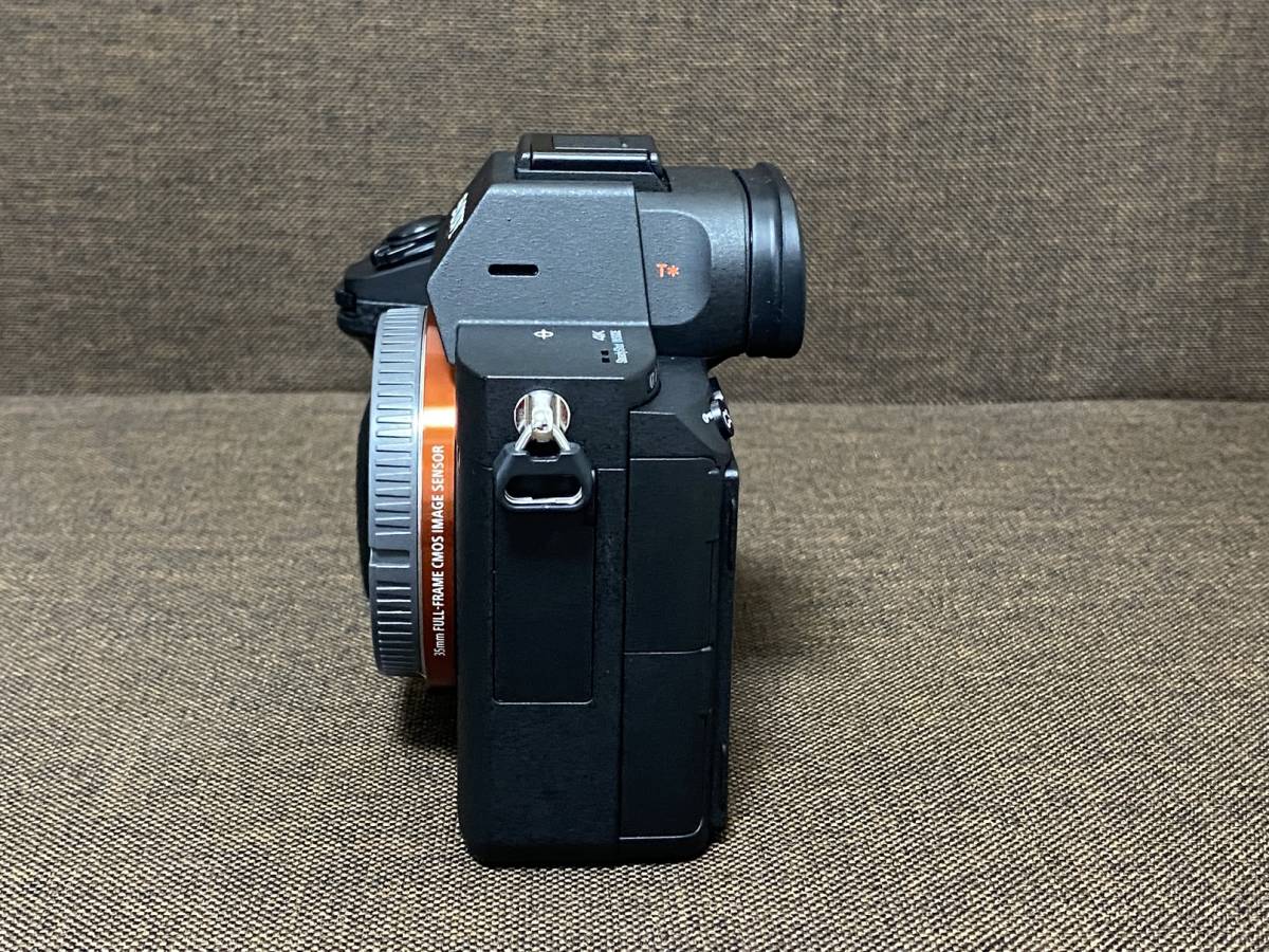 極上美品】SONY ILCE-7RM3 α7RIII ショット数1943 付属品・箱付 おまけ