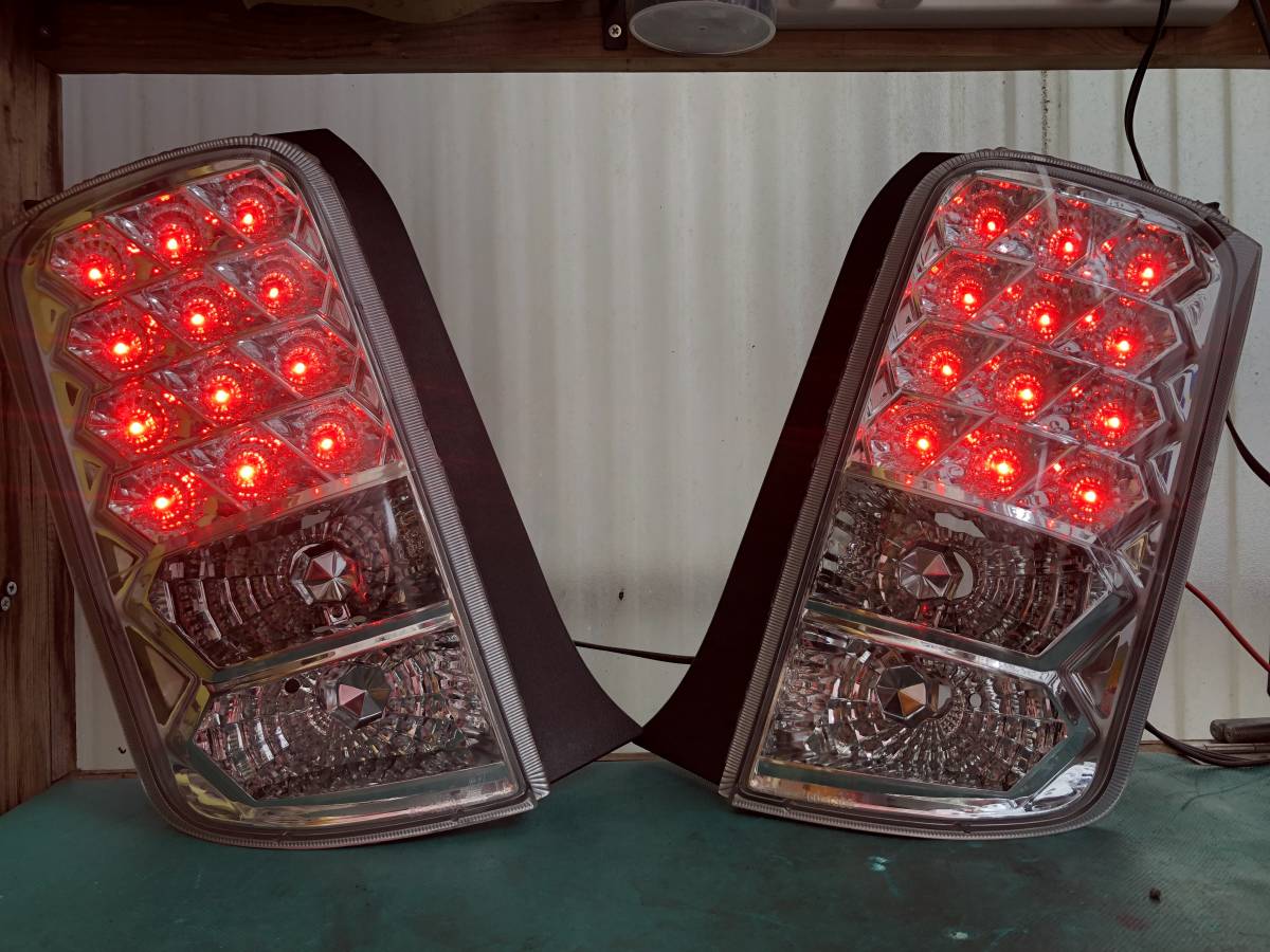 MBRO/エムブロ】カローラルミオン LEDサンダーテール (レッド