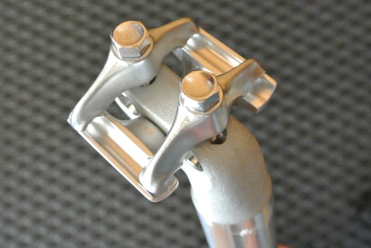 Campagnolo シートポスト 箱付き 美品 自転車 Campagnolo シートポスト