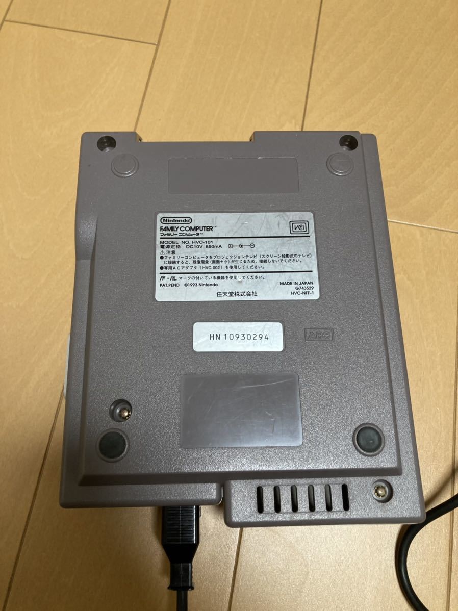 中古 動作確認済 任天堂 AV仕様 NEW ファミリーコンピュータ ニュー 