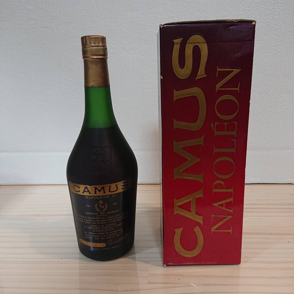 ナポレオン CAMUS カミュ NAPOLEON 古酒 コニャック 未開栓 古酒CAMUS