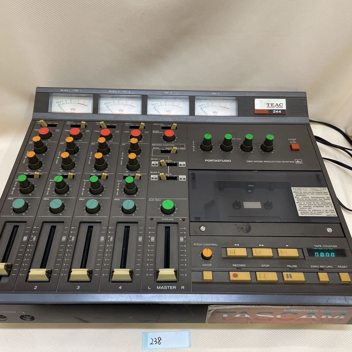 ○238○ TEAC 244 TASCAM SERIES カセットMTR ティアック 動作未確認 