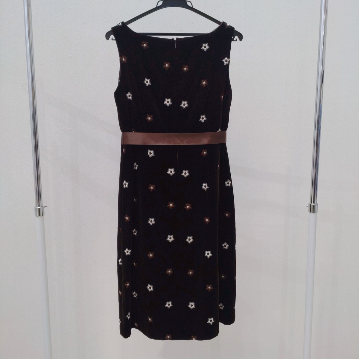 M’S GRACY　ジャケット・ワンピースセット　サイズ42　ブラウン　お花刺繍　ベルベット　エムズグレイシー M\u0027S GRACY ワンピース レディース GRACY上下セットエムズグレイシー『ワンピース・ジャケット by