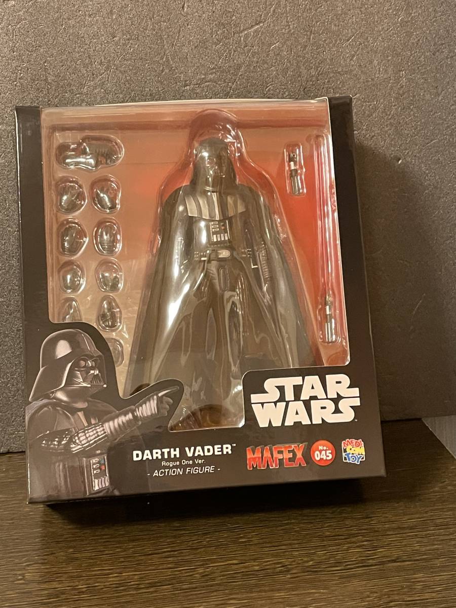 中古品】MAFEX No.45 ダース ベイダー Rogue One Ver. スター