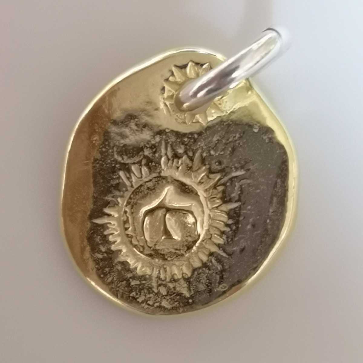 □ゴローズ goro，s 金イーグル メタル タタキ 16本彫り 裏 大鷹