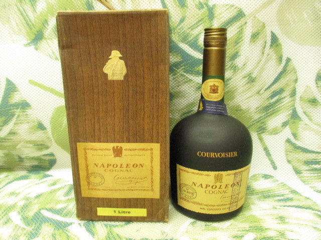 COURVOISIER NAPOLEON クルボアジェ ナポレオン ３本セット 古酒/COURVOISIER/クルボアジェ/ナポレオン/1000ml/1L クルボアジェ