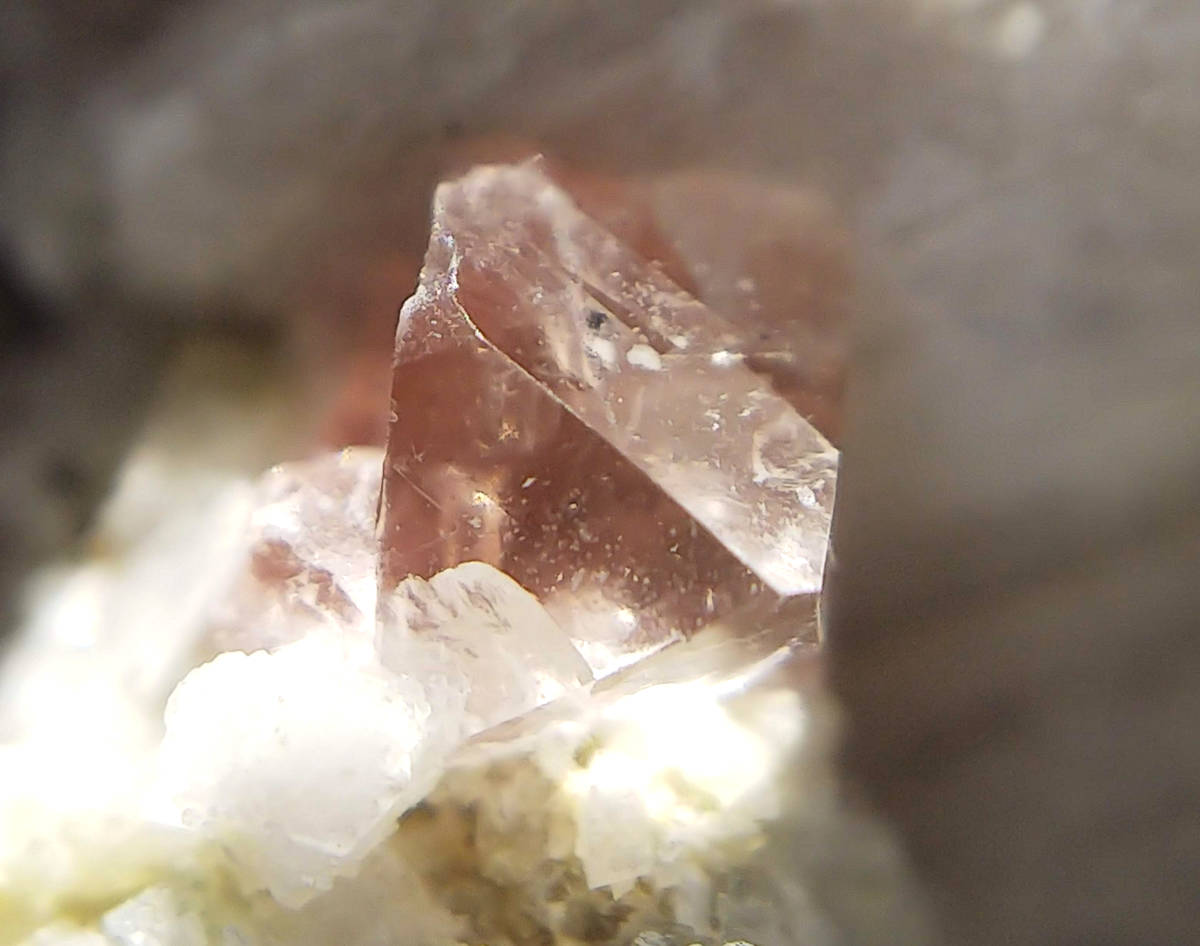 ピンクフローライト＆アデュラリア 蛍石＆氷長石 原石 標本 約135ct  