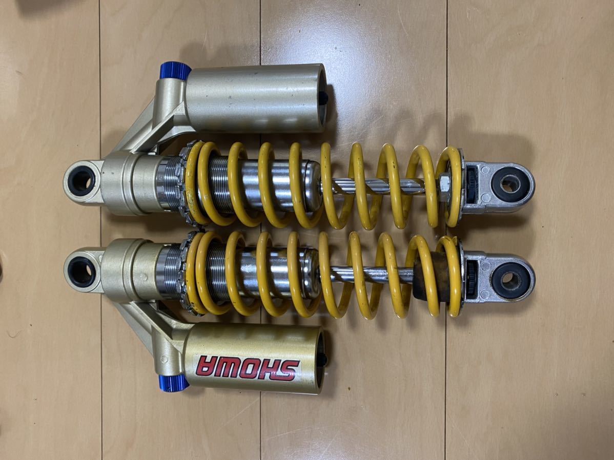 HONDA CB400SF NC31 NC39 ショーワ SHOWA サスペンション ショック 一
