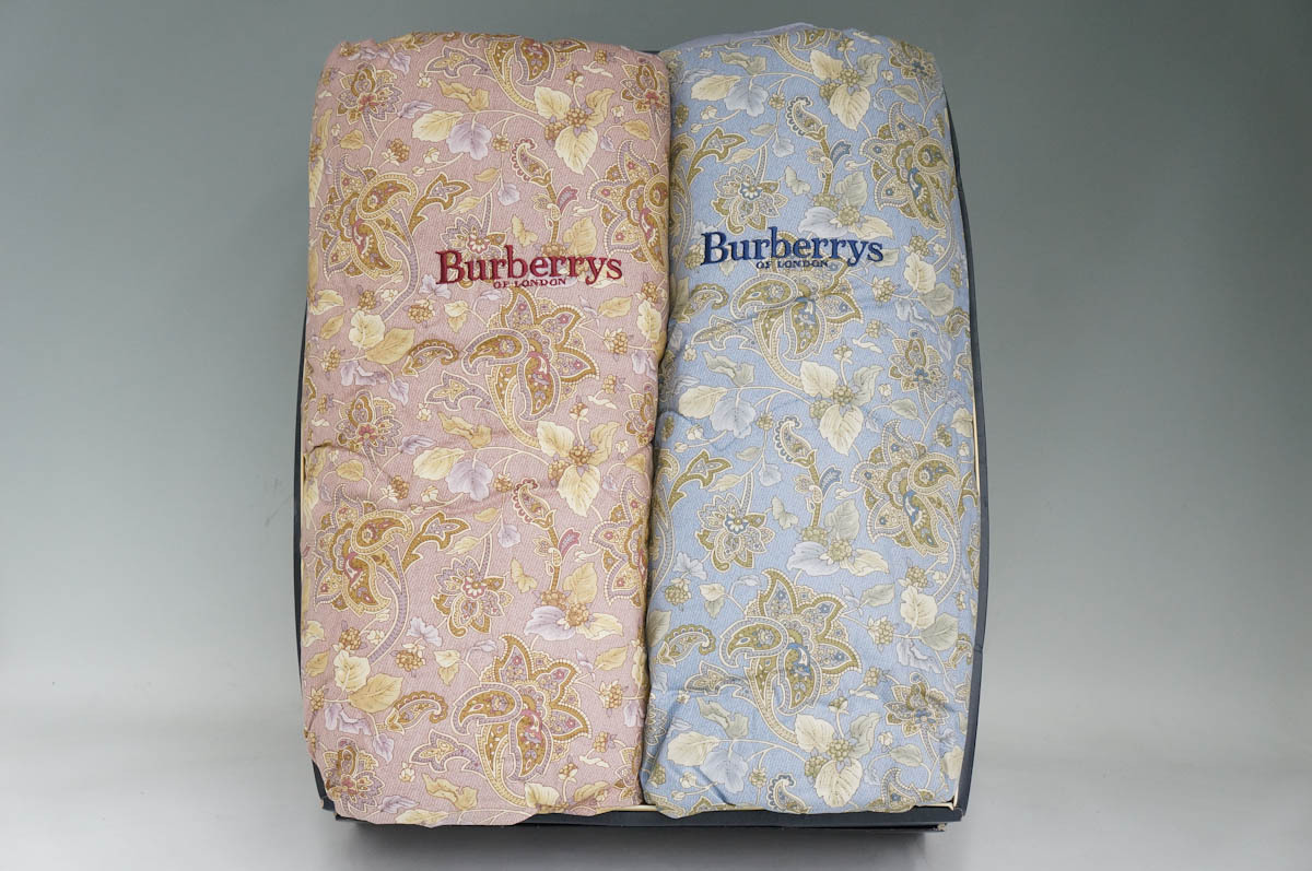 Burberrys 羊毛掛ふとん 肌掛 150×200cm Burberrys 羊毛掛け布団 肌