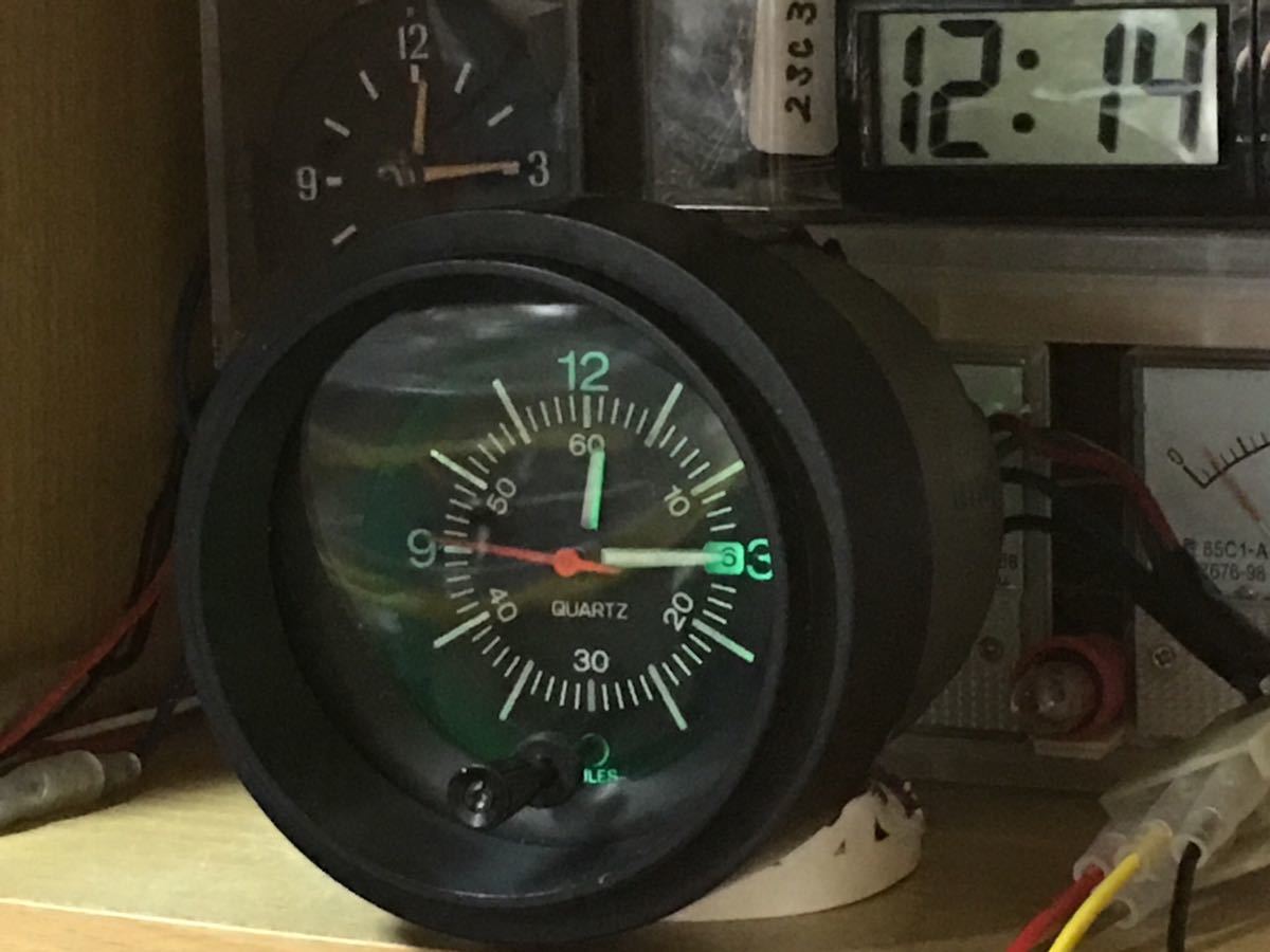 修理済完動品☆S30フェアレディZ最終型S31クォーツ時計カレンダー付き 修理済完動品☆S30フェアレディZ最終型S31クォーツ時計カレンダー付き