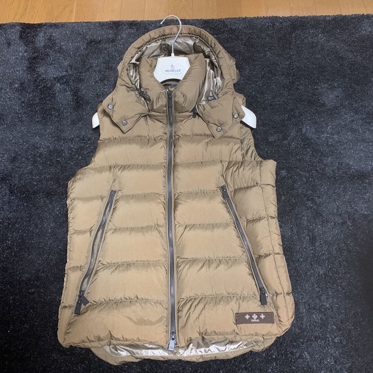 格安，送料無料 タトラス TATRAS メンズ CURONE ダウンベスト ブラウン サイズ2(2)｜売買されたオークション情報、yahooの商品情報をアーカイブ公開 - オークファン 男性用