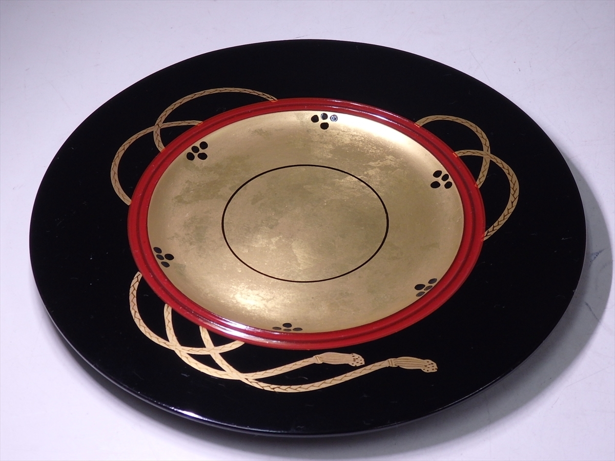 ☆輪島塗 塗師 前田松斎 金蒔絵が煌びやかな鼓の文様【干菓子器 共箱