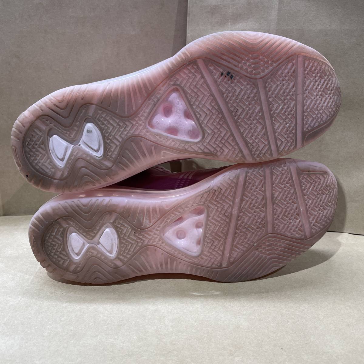 US9 27cm NIKE LEBRON 10 JE ICON QS AQ0114-600 PINK/WOLF GREY