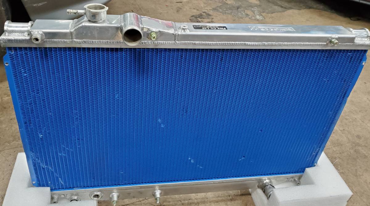 ＪＺＡ８０スープラ（前期）用ラジエーター（KOYORADタイプF・Fle’X放熱塗装コラボ製）中古品！！！