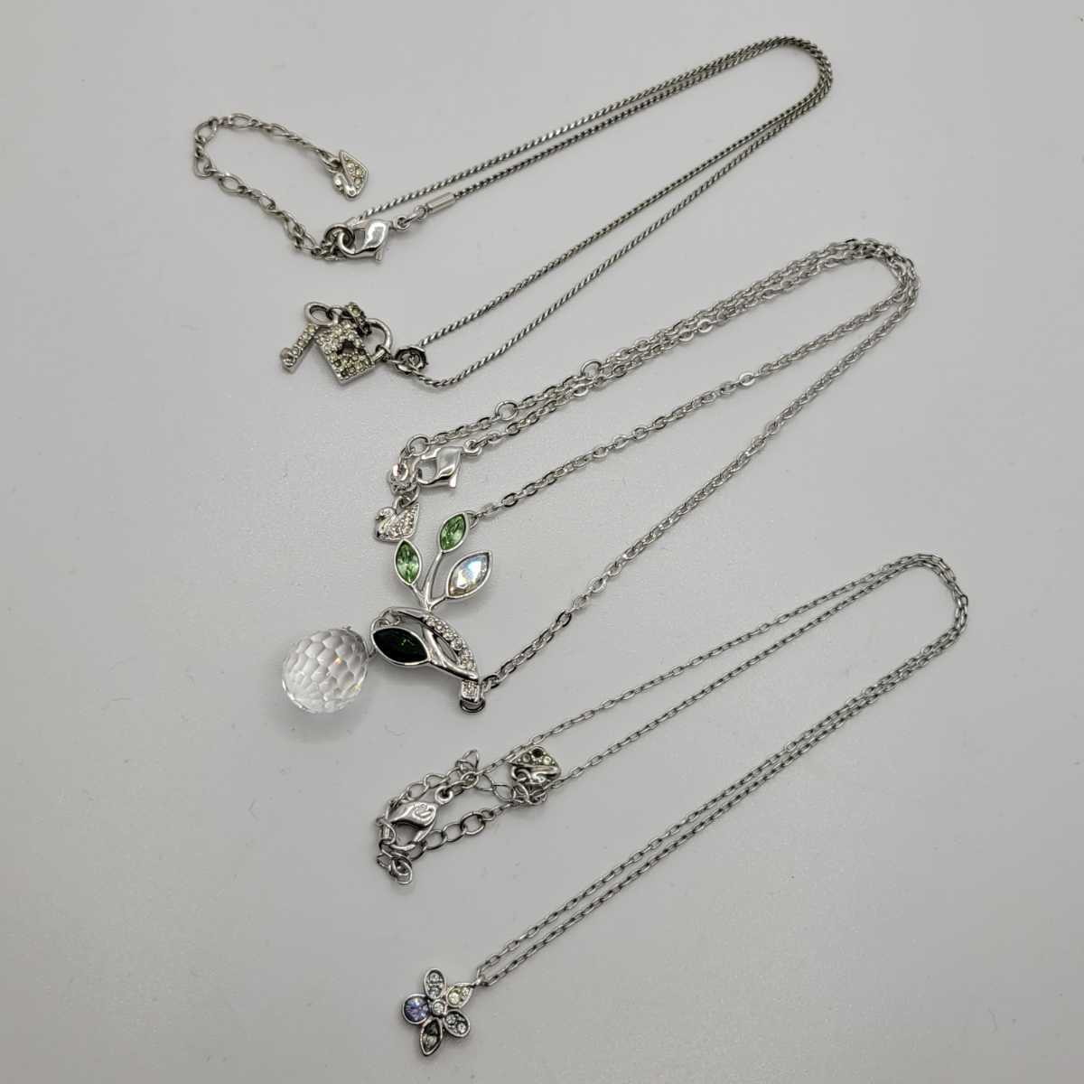 SWAROVSKI　スワロフスキー　ネックレス　シルバーカラー　3点セット_1