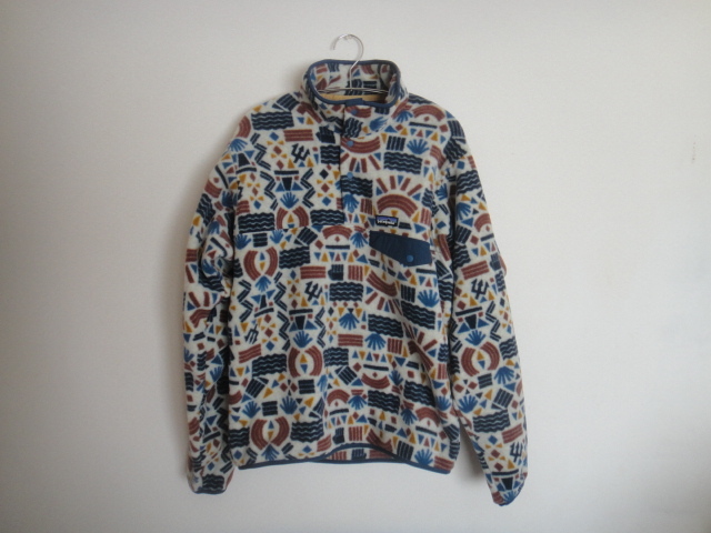 新品！廃番カラー patagonia ライトウェイト シンチラスナップT プル 