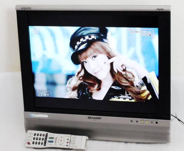 SHARP/AQUOS◇ワイド20V型地デシBS/CS内蔵液晶テレビ_1