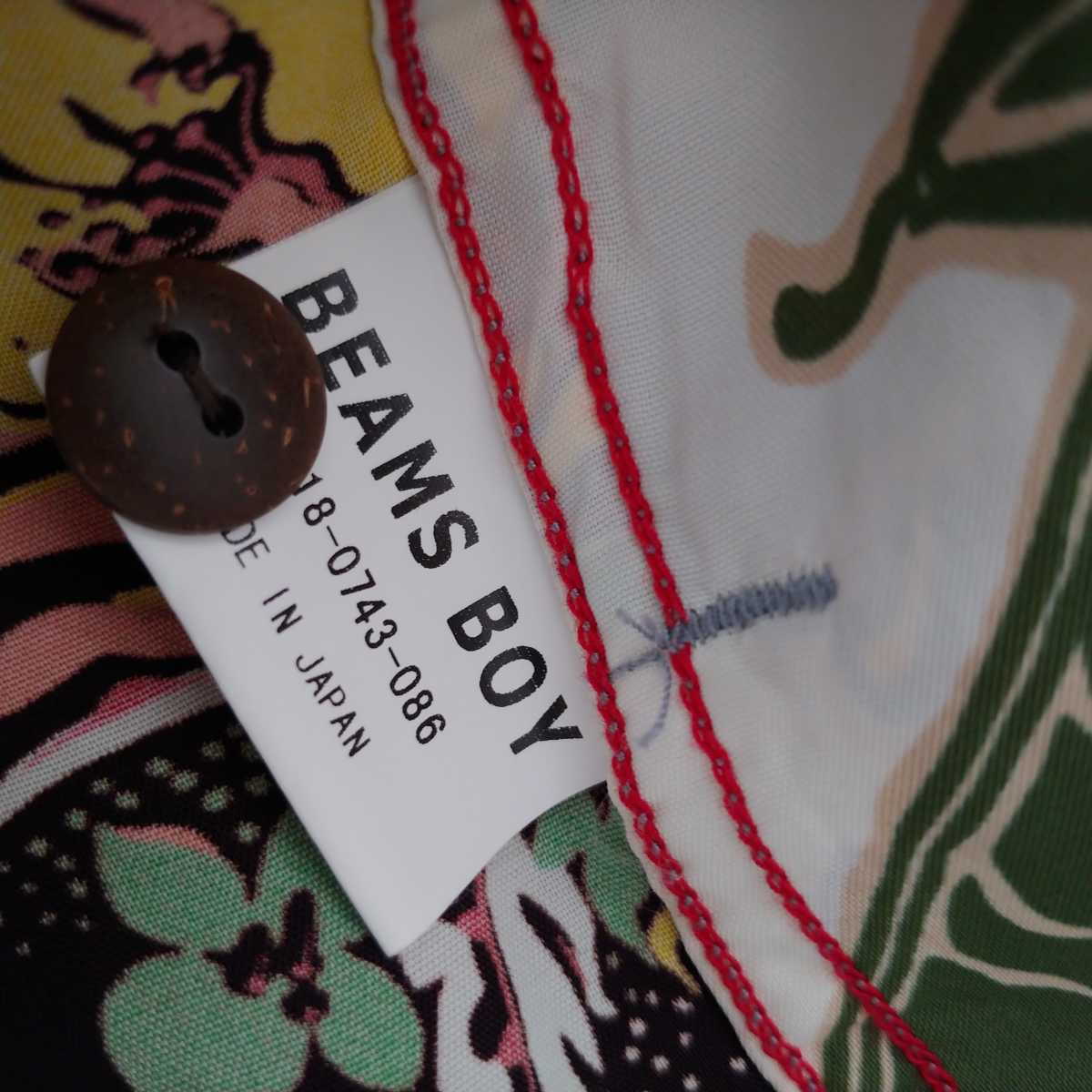 TOYO×BEAMS BOY 雷門 クレイジーアロハ パーカー トップス TOYO×BEAMS BOY 雷門 クレイジーアロハ パーカー トップス