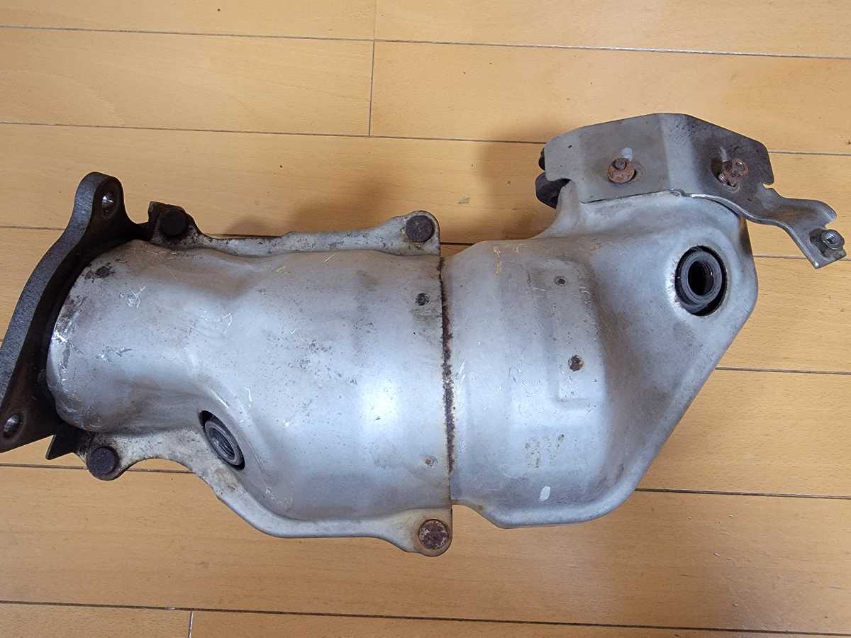 セドグロY32用の純正触媒 【公式通販】