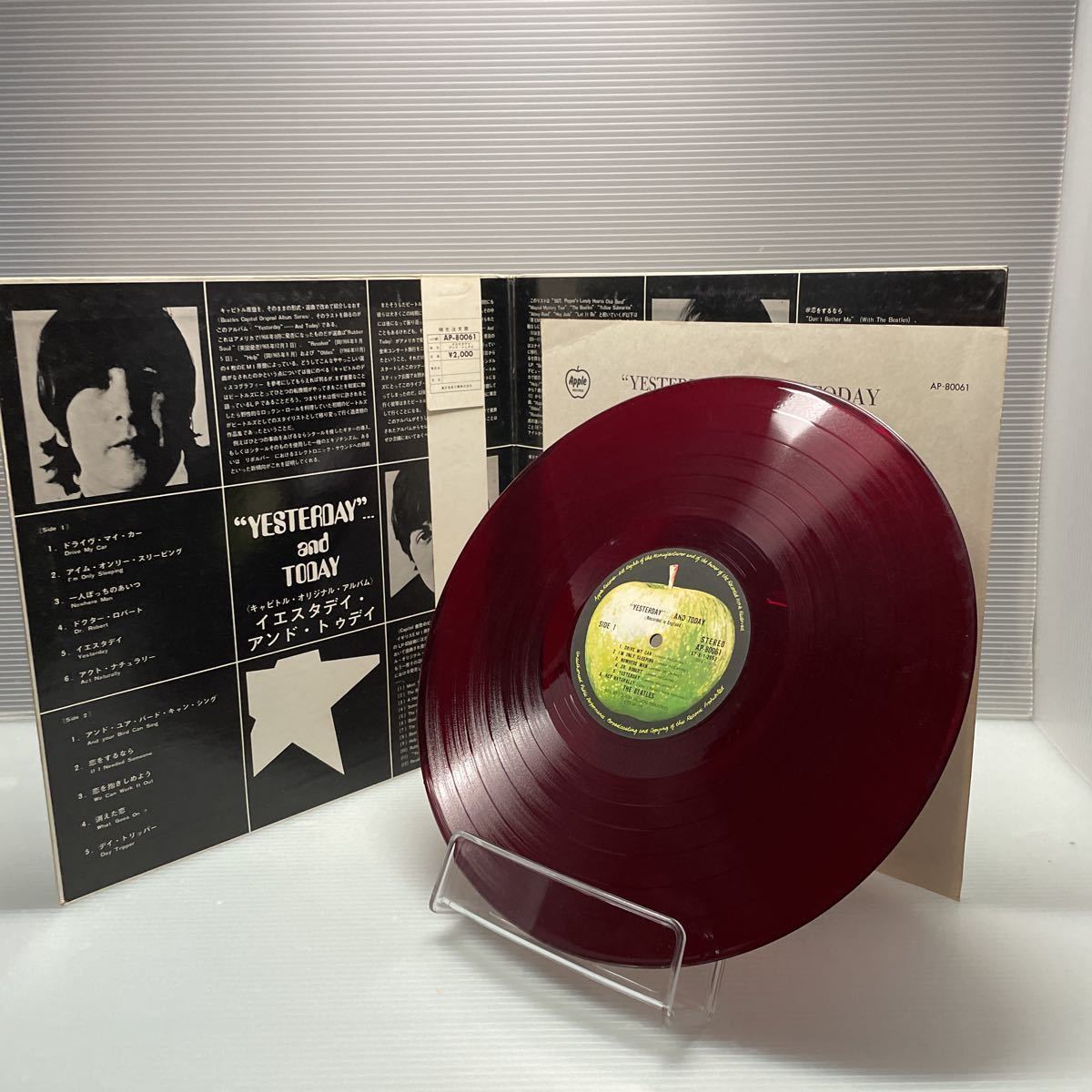 LP】赤盤丸帯 THE BEATLES Yesterday and Today イエスタデイ・アンド