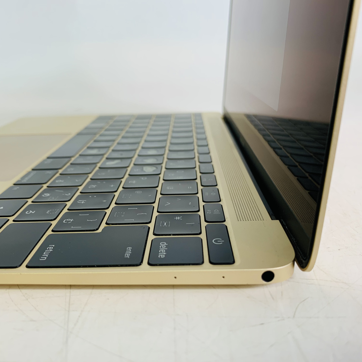 動作確認済み MacBook 12インチ（Early 2016） Core m7 1.3Ghz/8GB/256GB ゴールド MLHE2J/A