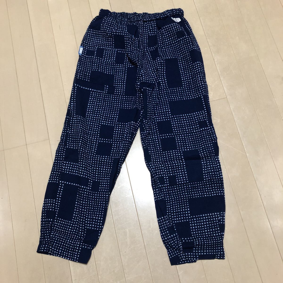 安い，定番人気 SOU SOU 高島縮 襞もんぺ 影 紺(Mサイズ)｜売買されたオークション情報、yahooの商品情報をアーカイブ公開 - オークファン Mサイズ