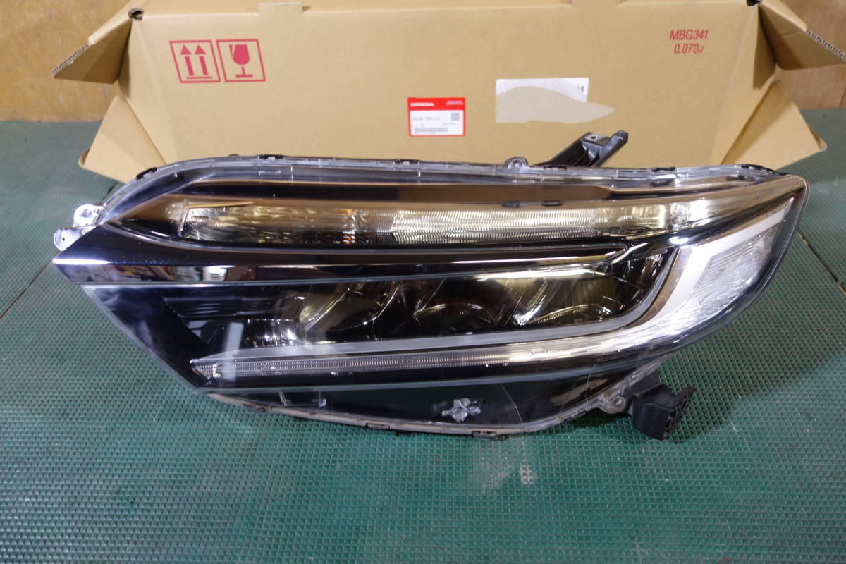驚きの破格値，新品 11874 GK8 GK9 シャトル 純正 LED 左 ヘッドライト ブラックメッキ STANLEY W2386 打刻 E1(ヘッドライト)｜売買されたオークション情報、yahooの商品情報をアーカイブ公開 - オークファン ホンダ用