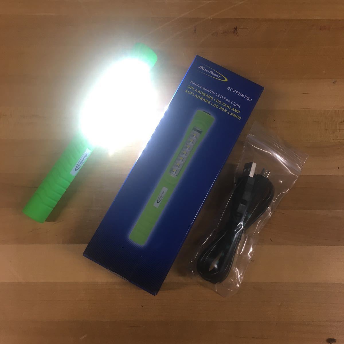 未使用 ブルーポイント LEDペンライト ピンク USB充電 Blue-point
