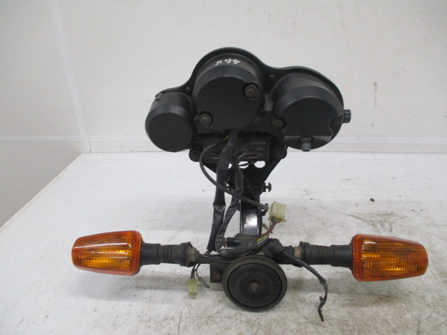 031123 ヤマハ RZ250R スピードメーター メーターステー ウインカー付 29L/1XG E BHN