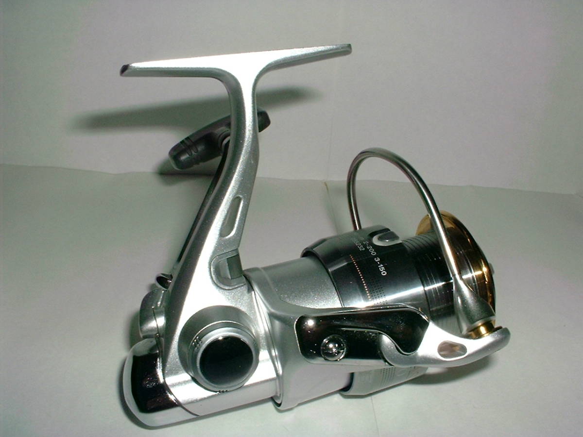 ダイワ ０４ルビアス２５００ スペアスプール付 付属品完備 Luvias2500 ダイワ 売買されたオークション情報 Yahooの商品情報をアーカイブ公開 オークファン Aucfan Com