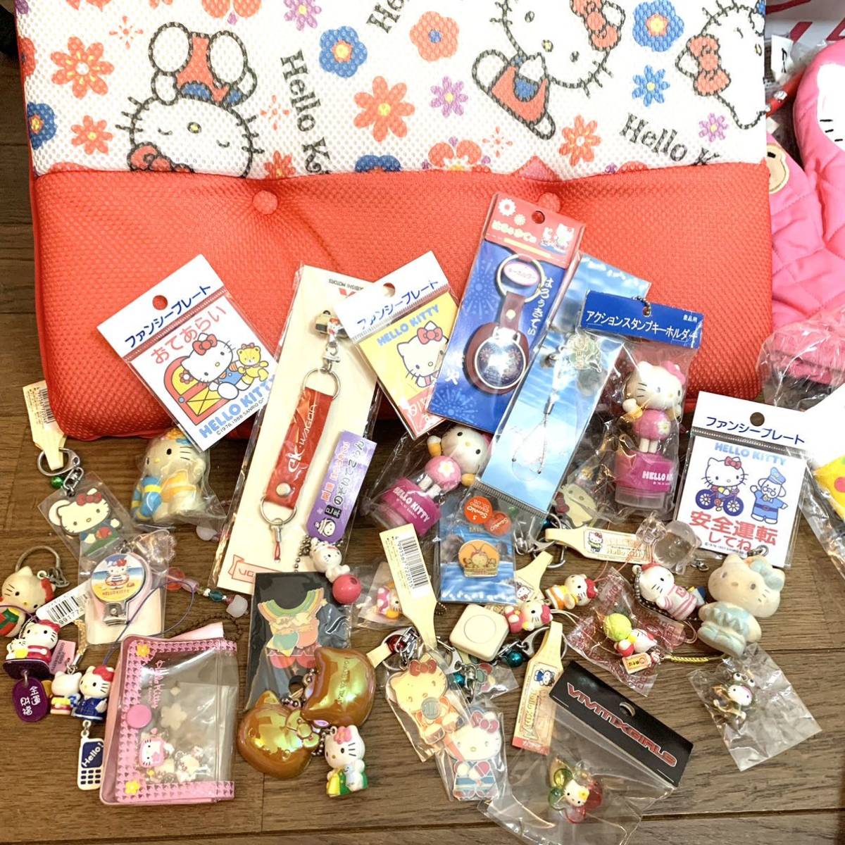bk10☆ハローキティ グッズ 大量 セット ぬいぐるみ ストラップ 