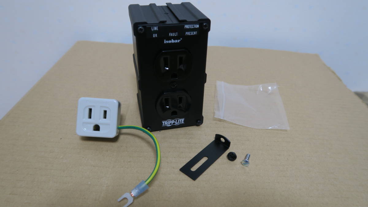 Tripp Lite Isobar Surge Protector ・パナソニック変換アダプタWH2890P