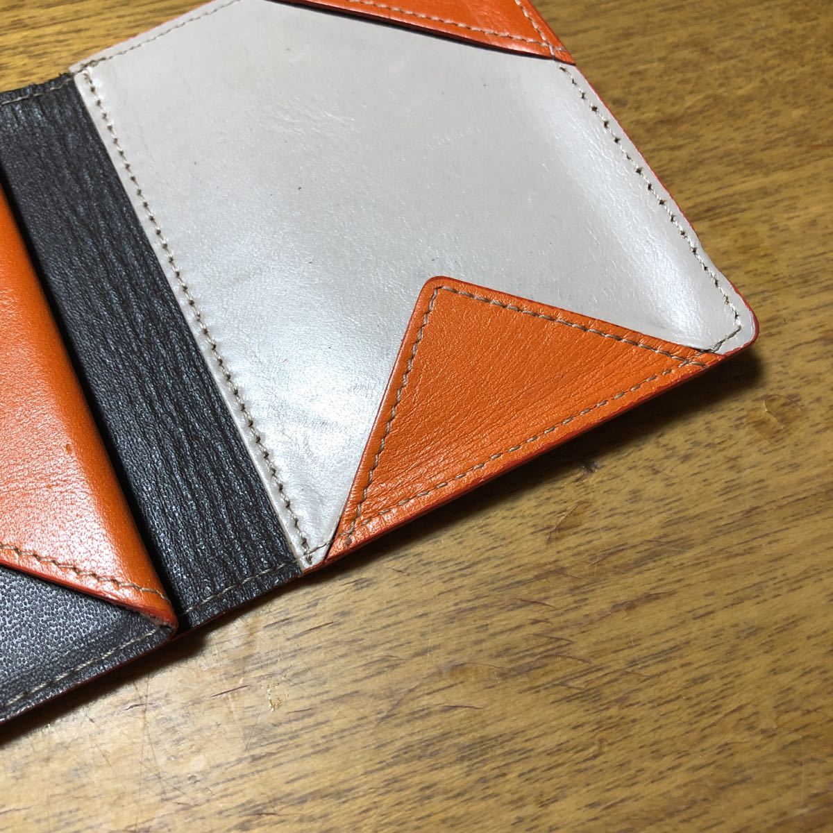 値段下げました アブラサス Abrasus 薄い財布 Giacomo Valentini モデル オレンジ色 定価円 二つ折り財布 小銭入れあり 売買されたオークション情報 Yahooの商品情報をアーカイブ公開 オークファン Aucfan Com 値段下げました アブラサス Abrasus 薄い財布 Giacomo Valentini モデル オレンジ色 定価円 二つ折り財布 小銭入れあり 売買されたオークション情報 Yahooの商品情報をアーカイブ公開 オークファン Aucfan Com