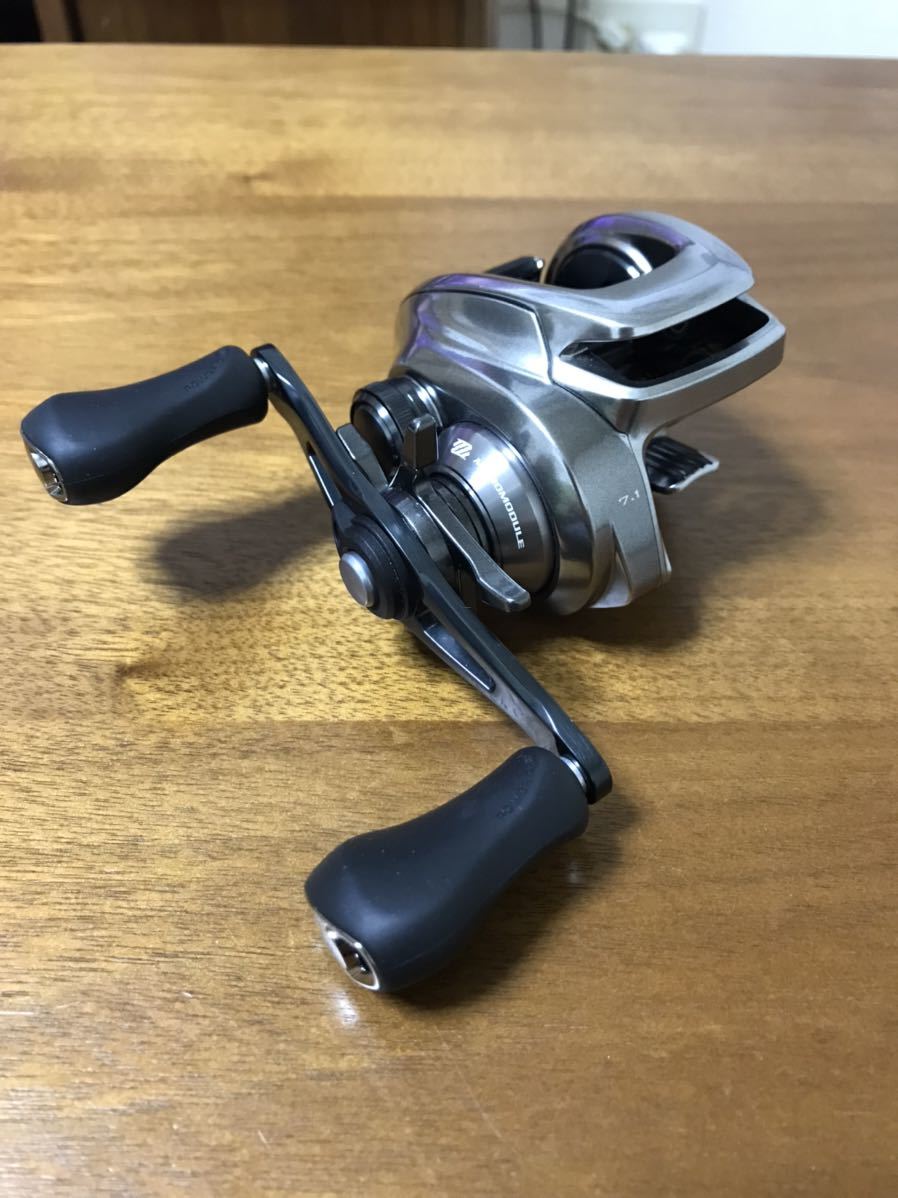 新品】シマノ (SHIMANO) ベイトリール 13 タリカ 20II 右ハンドル