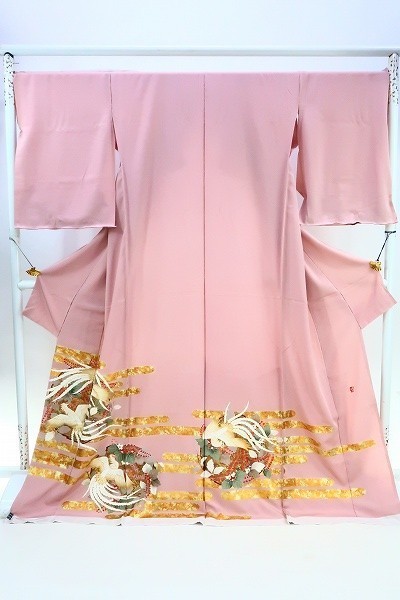 高品質 着物フィ 仮絵羽/未仕立て/色留袖/薄ピンク/金彩加工/藤/久保耕/鳳凰/フォーマル/上品/お洒落/正絹/9704(留袖)｜売買されたオークション情報、yahooの商品情報をアーカイブ公開 - オークファン 留袖