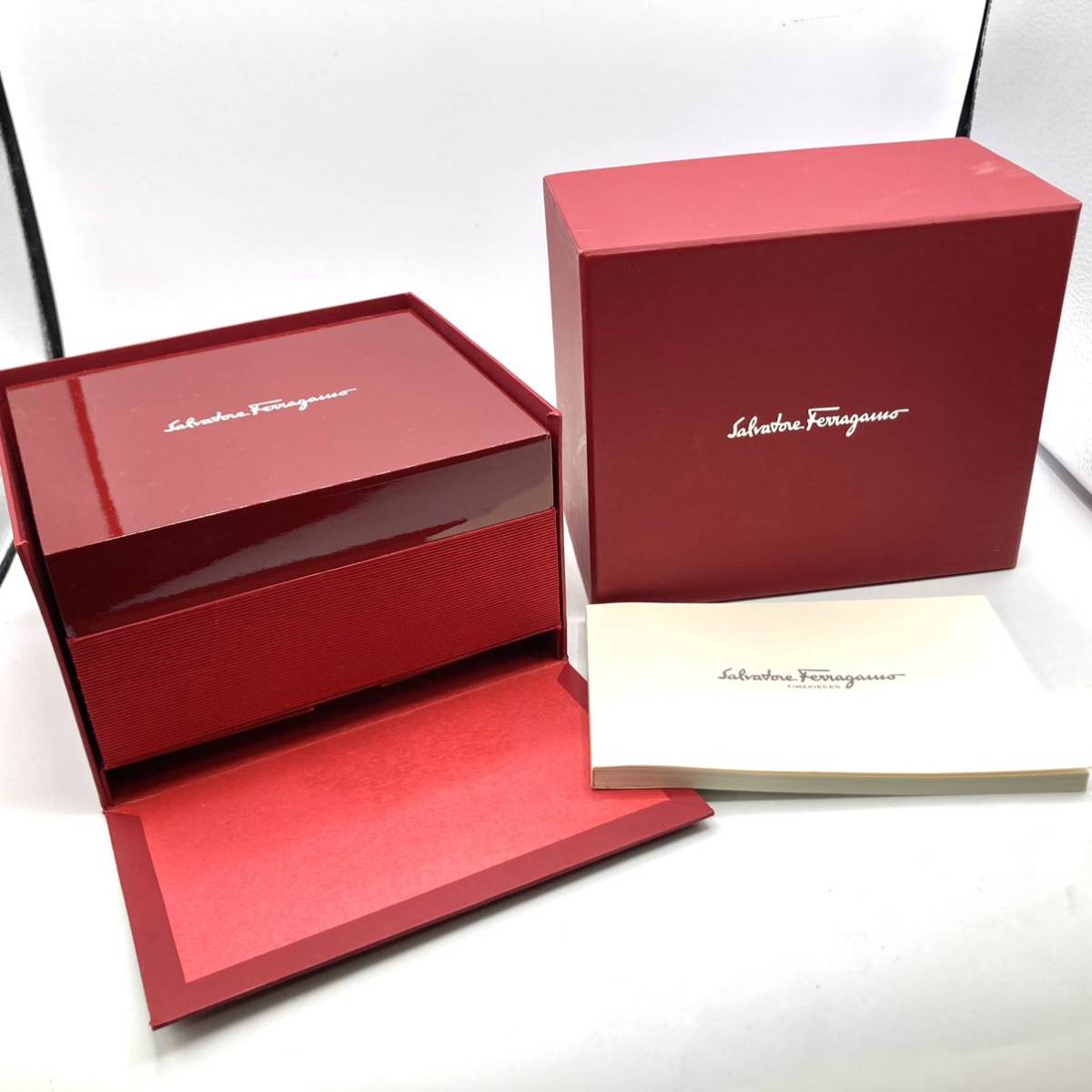 美品！フェラガモ 時計箱 Ferragamo WATCH BOX 外箱付き 説明書付き 
