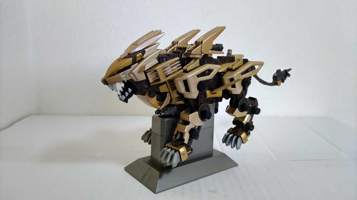 ゾイド ZOIDS「ライガーゼロ/ゴールド塗装」完成品/美品/動作OK