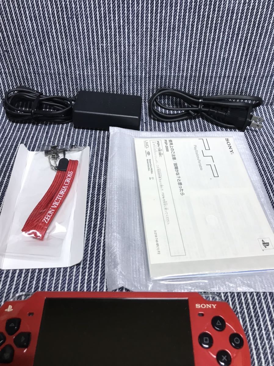 psp SONY 本体　美品　送料無料　ガンダム　ギレンの野望　ソフト再生のとき、音が鳴ります。_5