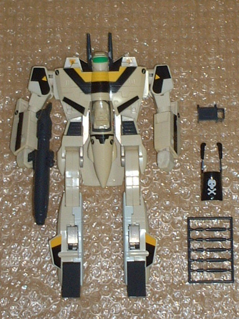 HI-METAL VF-1S スーパーバルキリー バンダイ 1/55 超時空要塞マクロス  