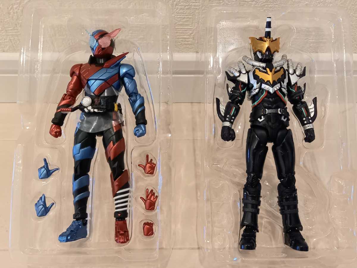 まとめて】仮面ライダービルド SHF フィギュアーツ ビルドラビット  