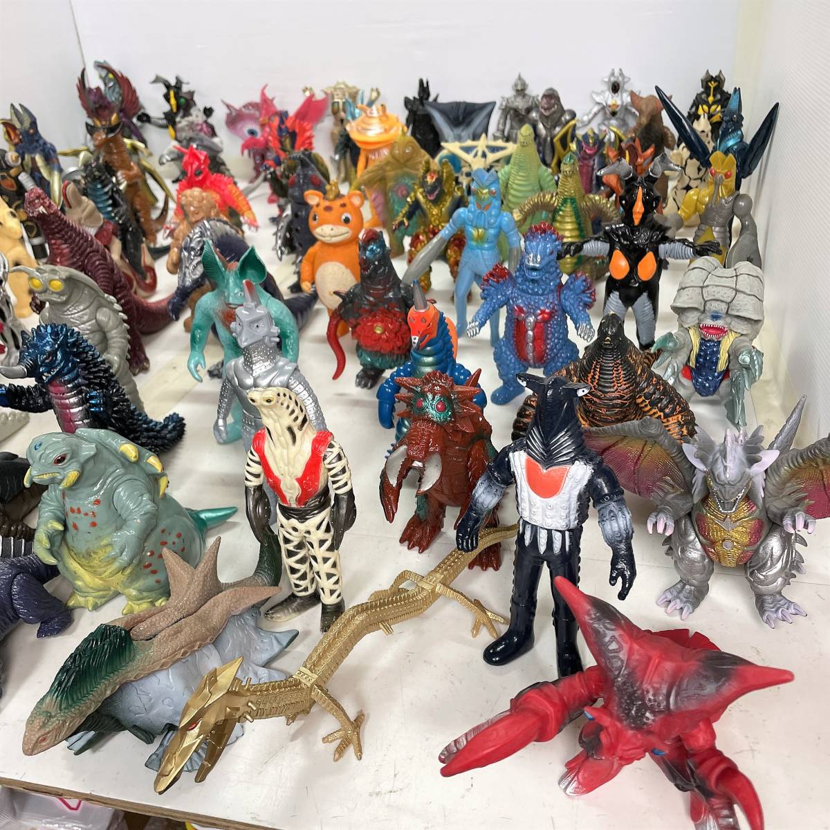 ウルトラマン 怪獣 宇宙人 ウルトラ怪獣シリーズ ① ソフビ ソフト