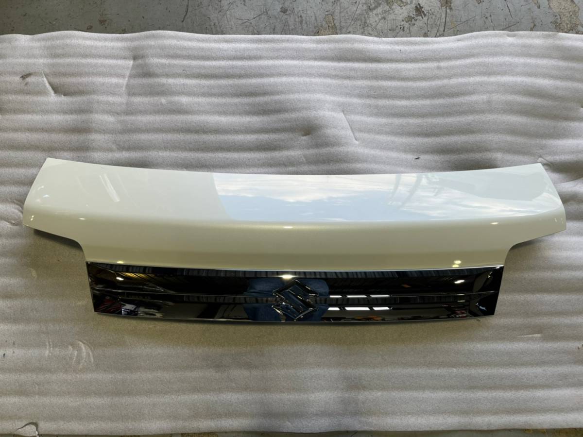 HOT，最新作 新車外し エブリィワゴン DA17W ボンネット ガーニッシュ Z7T パールホワイト R３年登録(フロント)｜売買されたオークション情報、yahooの商品情報をアーカイブ公開 - オークファン スズキ用