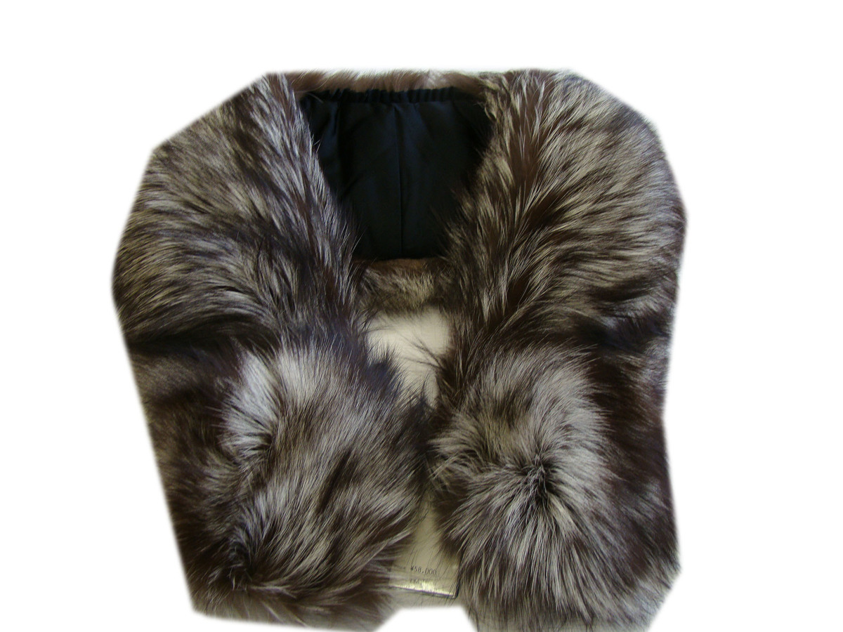 時代屋 成人式 大判 saga fox シルバーフォックス ショール 箱入り as378 振袖 売買されたオークション情報 Yahooの商品情報をアーカイブ公開 オークファン Aucfan Com 時代屋 成人式 大判 saga fox シルバーフォックス ショール 箱入り as378 振袖 売買されたオークション情報 Yahooの商品情報をアーカイブ公開 オークファン Aucfan Com