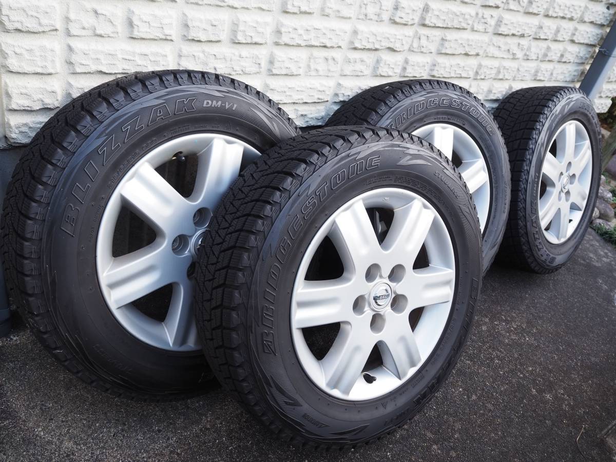 215/65R16 DM-V1 スタッドレス 4本 215⁄65R16スタッドレス
