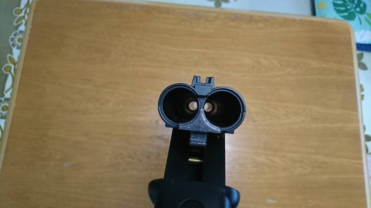 ダブルバレルショットガン
