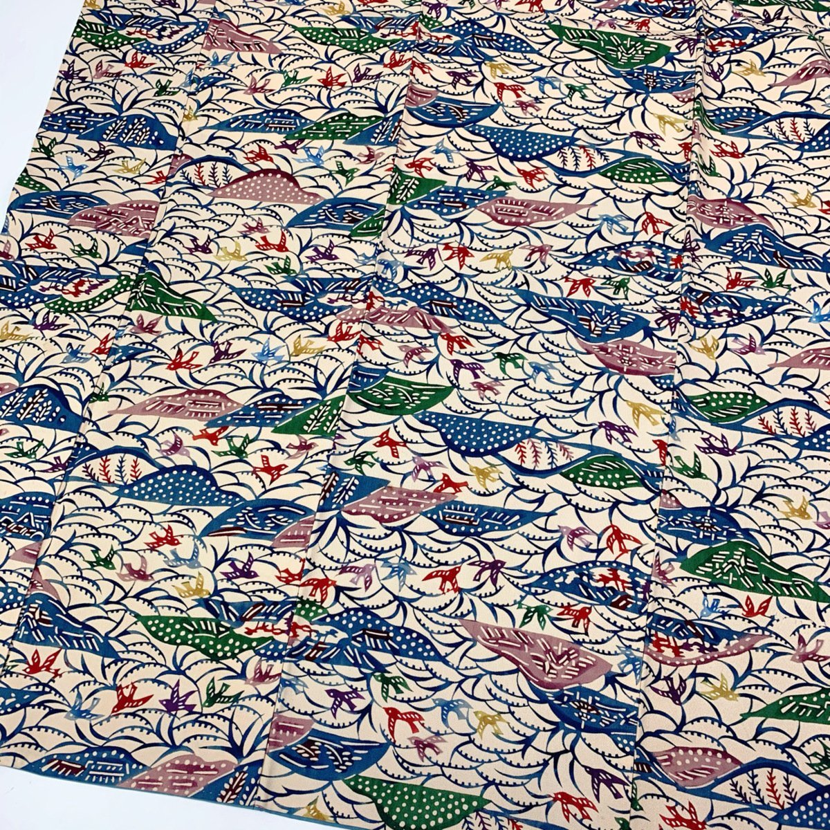 着物さと 正絹 型染め 型絵染 小紋 ベージュ 砥の粉色 波千鳥 千鳥 