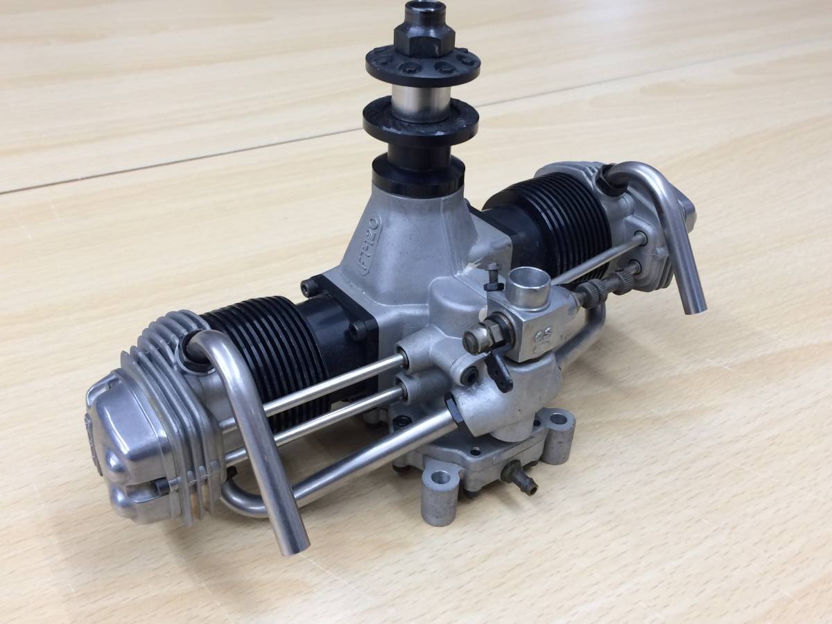 OS 小川精機 FT-120 ジェミニ4サイクル水平対向2気筒エンジン 未使用品