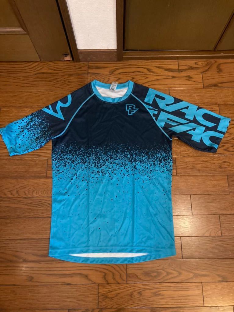 RACE レースフェイス FACE（ウェア｜自転車・サイクリング）：スポーツ プロテクター FACE(レースフェイス) | x 0 CINCHスピンドルキット: 白 ジャケット サイクリング 自転車 raceface 激レア FACE(ジャージ＆パンツ,グローブ,ハンドルバー,ＭＴＢステム
