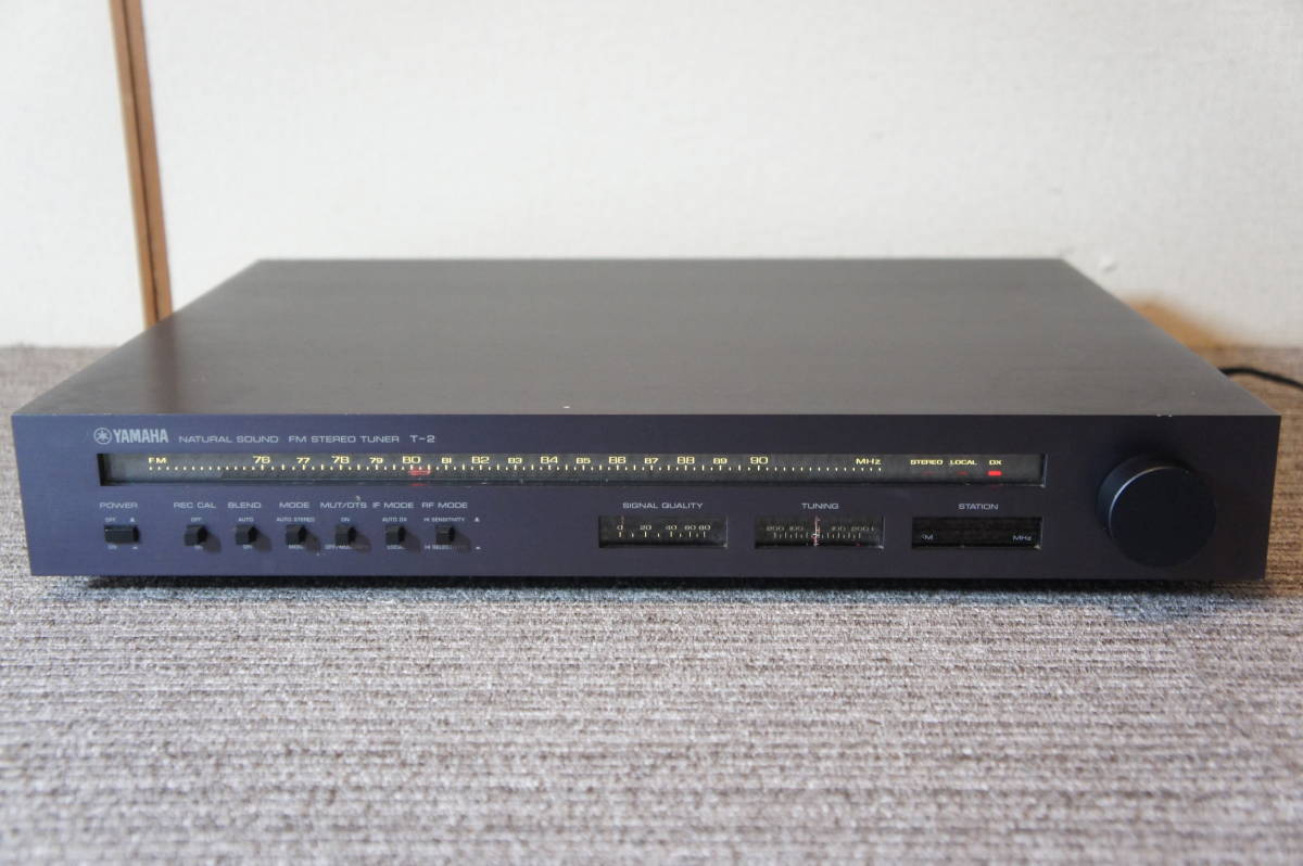 E111 【通電確認済】 YAMAHA T-2 FMステレオチューナー YAMAHA T-2 ヤマハ ステレオチューナー FM 現状品 ! the E111 □当時